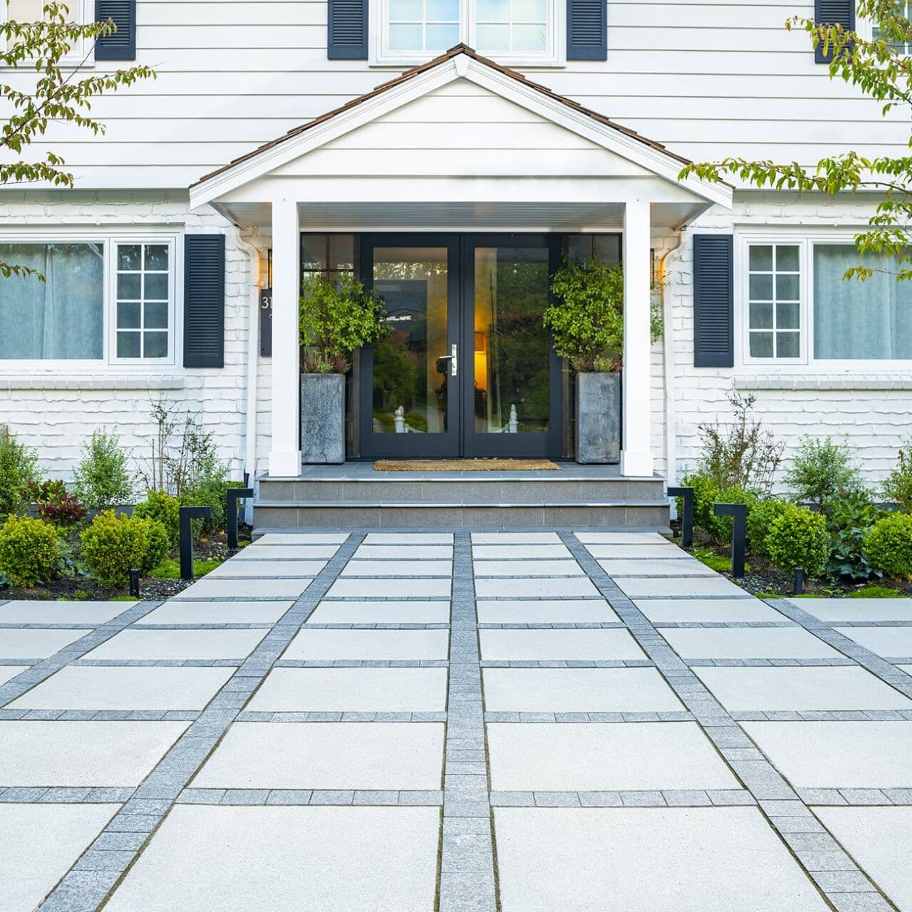 Delta Plaza Slab paver