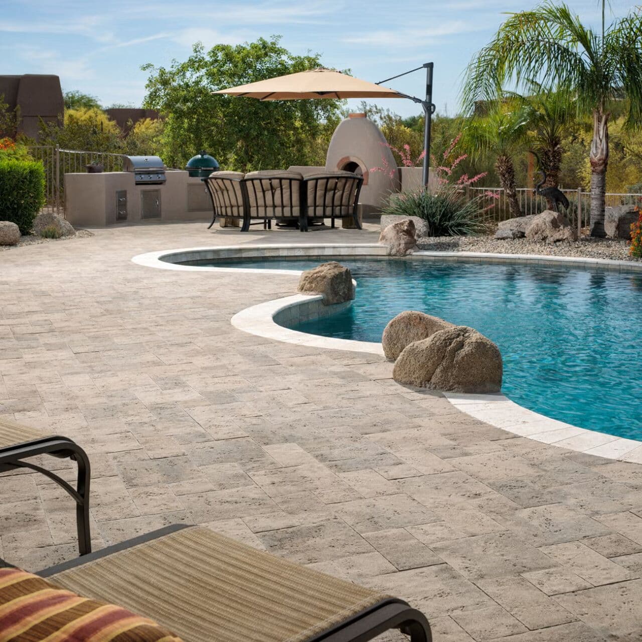 Travertino paver