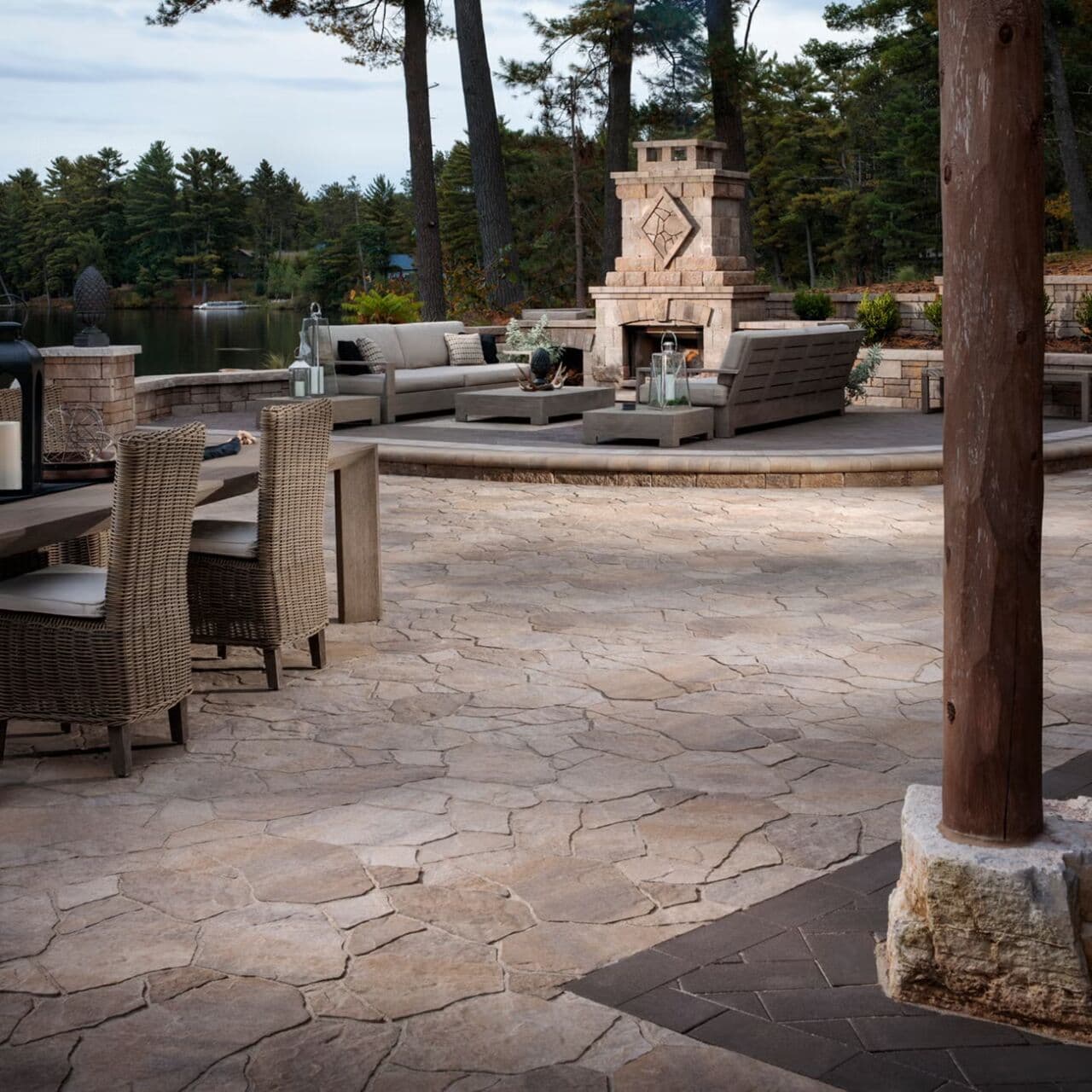Mega-Libre paver