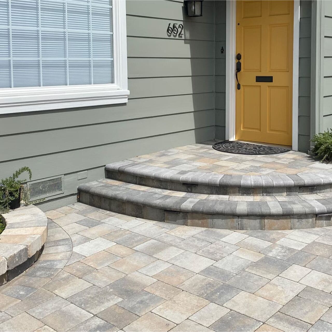 Antiqued Flat Top paver