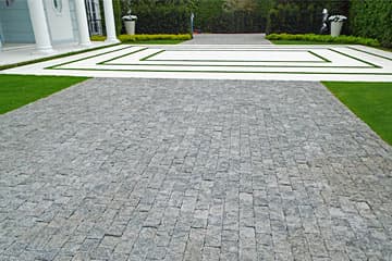 Tremron Tuscany paver