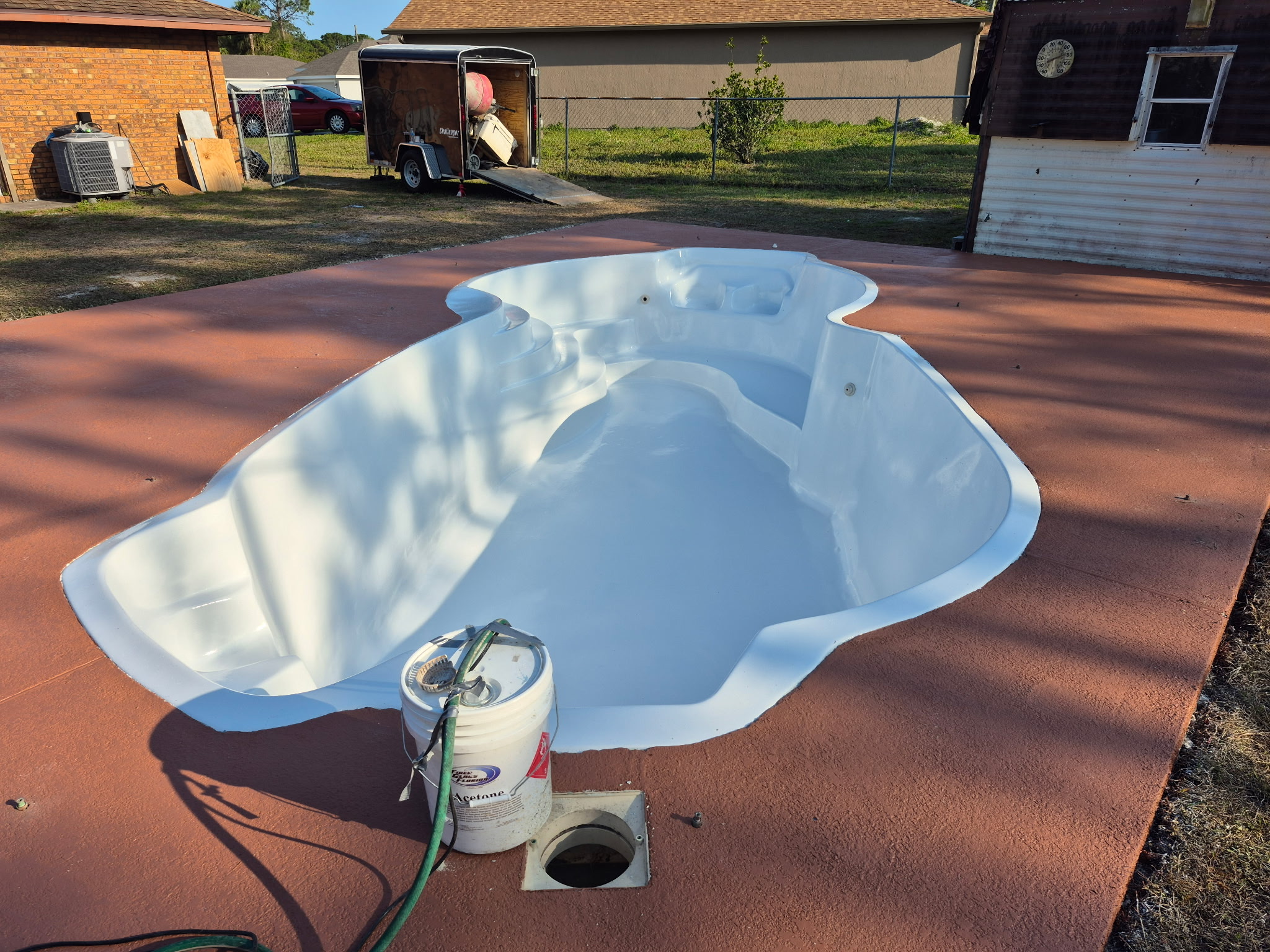 Pool resurfacing transformation 3 - before and after results showing professional vinylester gelcoat restoration in Florida